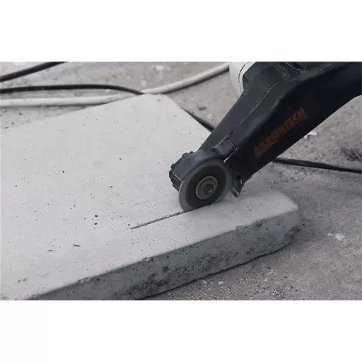 Arbortech Mini Grinder sarokcsiszoló 1000W koffer szett (arbfg91060)