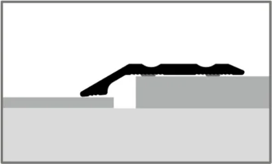 PF241SK profil oldalnézetből