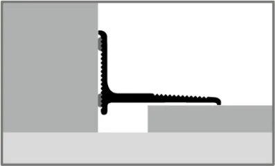 PF389N profil oldalnézetből
